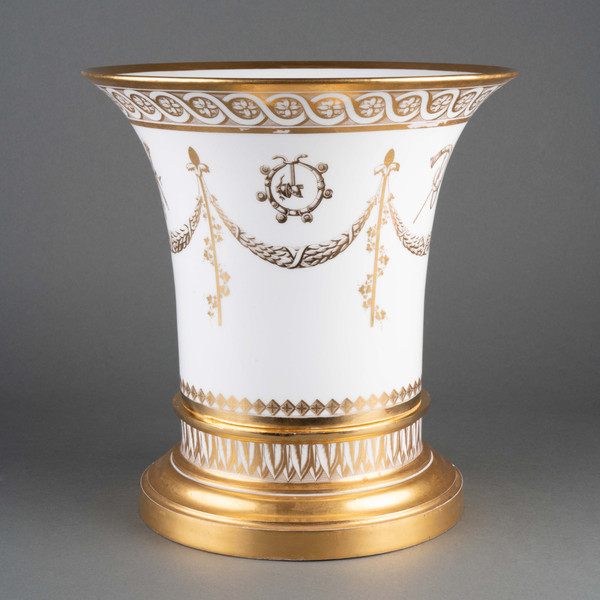 Cache-pot en porcelaine de Sèvres d’époque Empire 