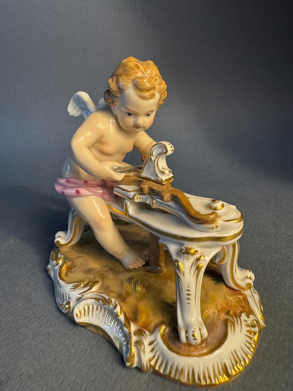 Meissen 'L'Amour sculptant son arc' Cupid porcelain N° C 61