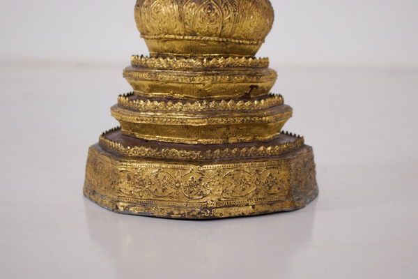 Adorante in bronzo dorato, Rattanakosin.
