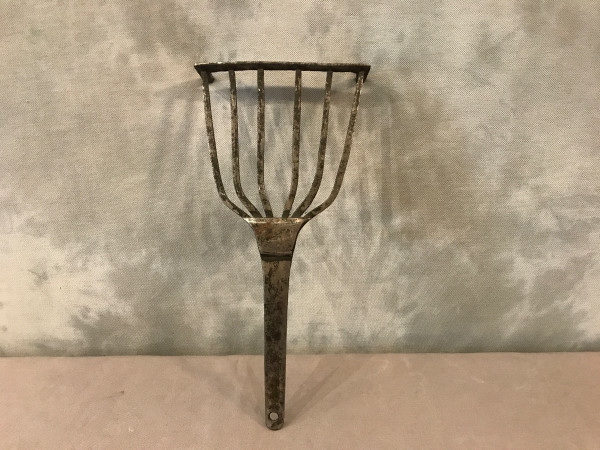 Antique 19th century wrought iron meat grill