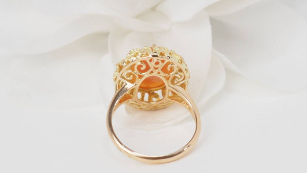Anello vintage in oro giallo e cammeo