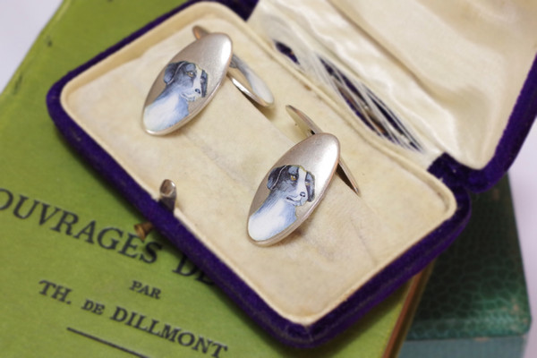Gemelli in argento Art Déco con cane, smalto, gioielli da uomo