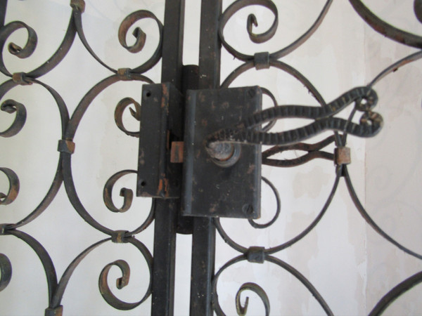 Grilles de porte