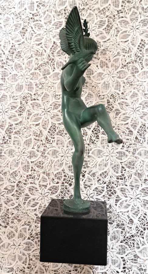 Art Deco sculpture by Marcel-André Bouraine (1886 - 1948) known as Briand