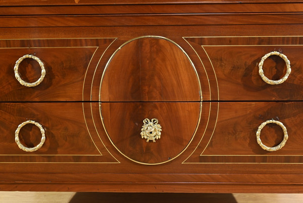 Rare Commode en Acajou, époque Louis XVI – 2ème Partie XVIIIe