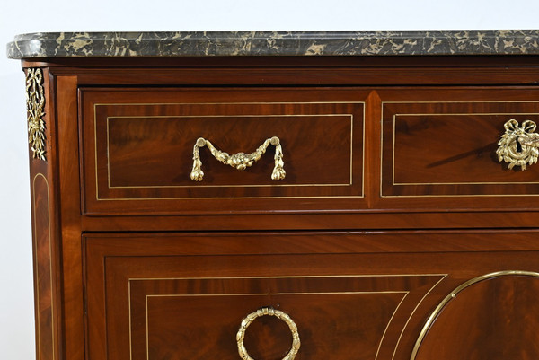 Rare Commode en Acajou, époque Louis XVI – 2ème Partie XVIIIe