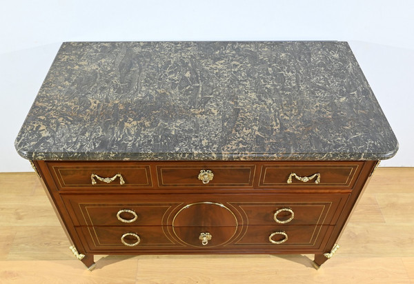 Rare Commode en Acajou, époque Louis XVI – 2ème Partie XVIIIe