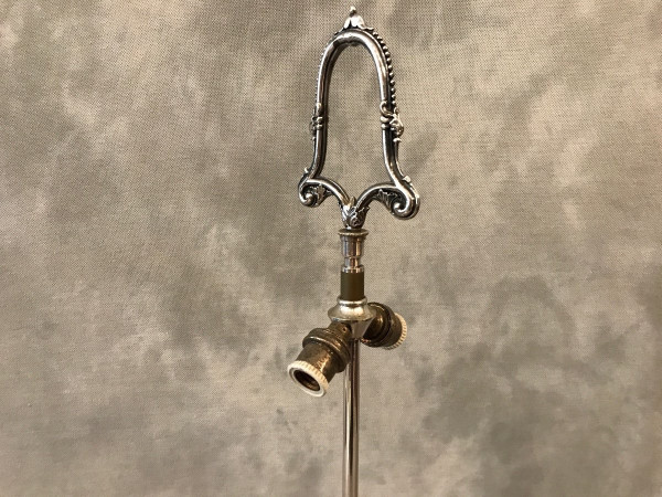 Lampada vintage in metallo argentato della fine del XIX secolo