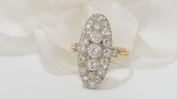 Anello bicolore in oro e diamanti
