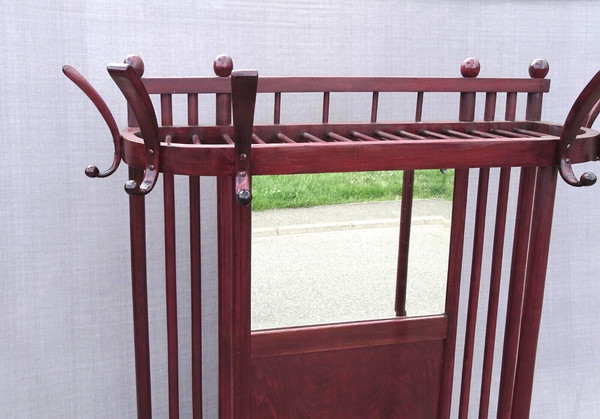 Eingangsgarderobe, Sezession 1916 J. Hoffmann für KOHN, Nr. Thonet