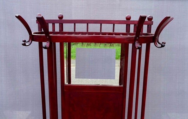 Eingangsgarderobe, Sezession 1916 J. Hoffmann für KOHN, Nr. Thonet