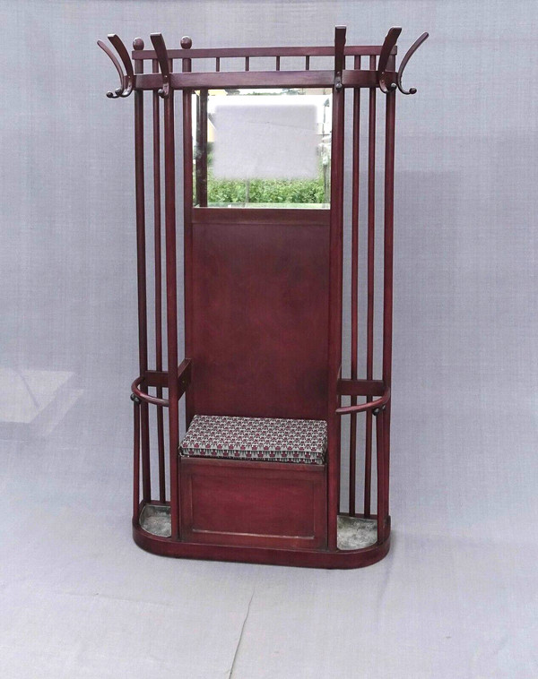 Eingangsgarderobe, Sezession 1916 J. Hoffmann für KOHN, Nr. Thonet