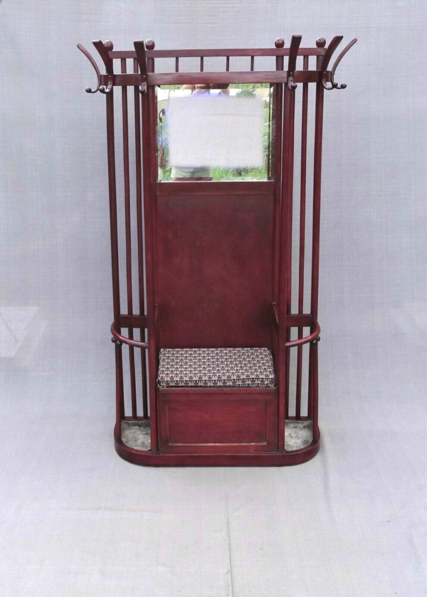 Eingangsgarderobe, Sezession 1916 J. Hoffmann für KOHN, Nr. Thonet