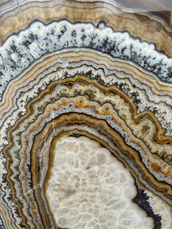 Importante Tranche D’agate - Dimensions H 118 X L 134 Cm Minéraux Décoratif 