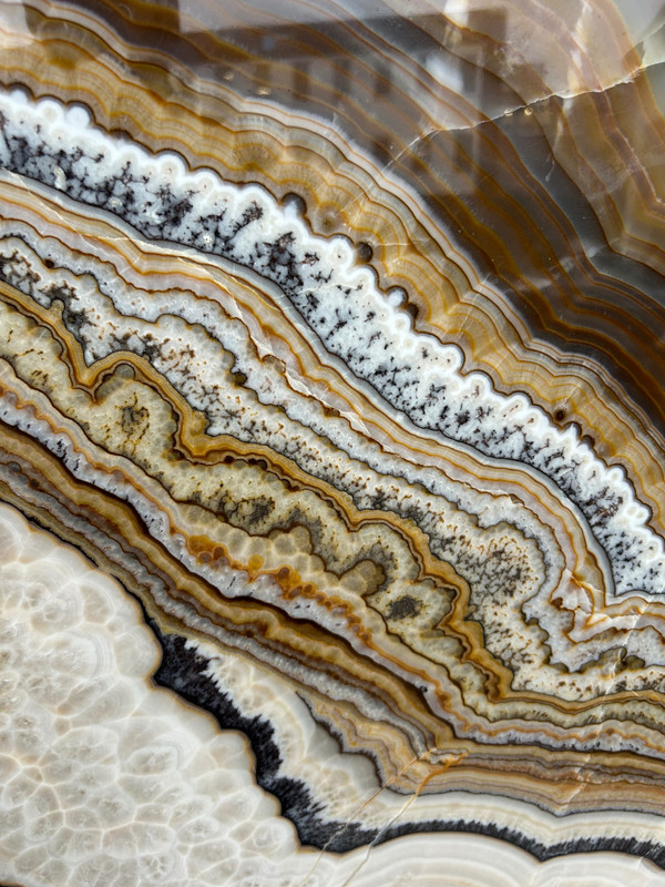 Importante Tranche D’agate - Dimensions H 118 X L 134 Cm Minéraux Décoratif 
