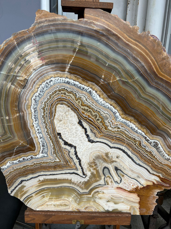 Importante Tranche D’agate - Dimensions H 118 X L 134 Cm Minéraux Décoratif 