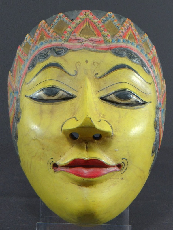 Indonesia, Java Island, Mid 20th century, Wayang Topeng Polychrome Wooden Theater Mask.