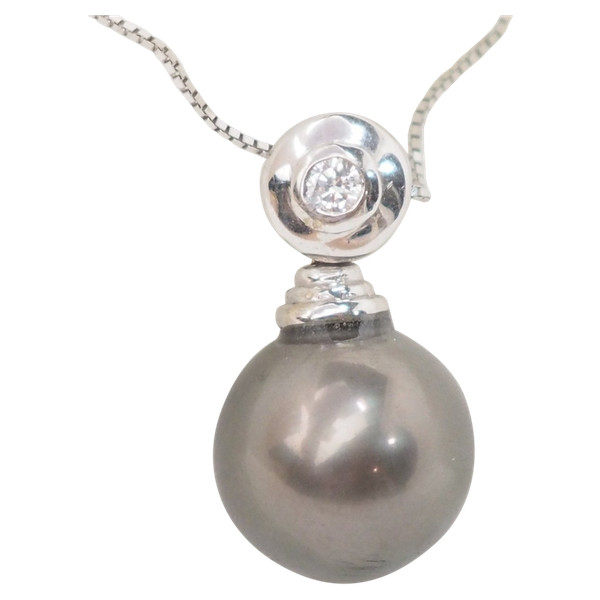 Collier En Or Blanc Et Perle De Tahiti Et Diamant