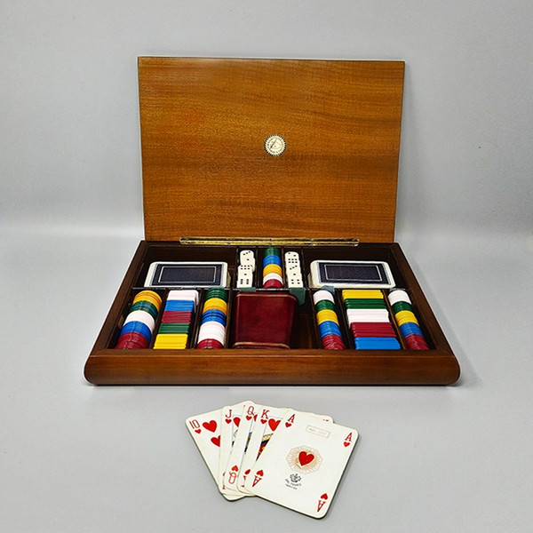 Scatola di carte da gioco originale degli anni '60 di Piero Fornasetti in ottime condizioni. Realizzata in Italia