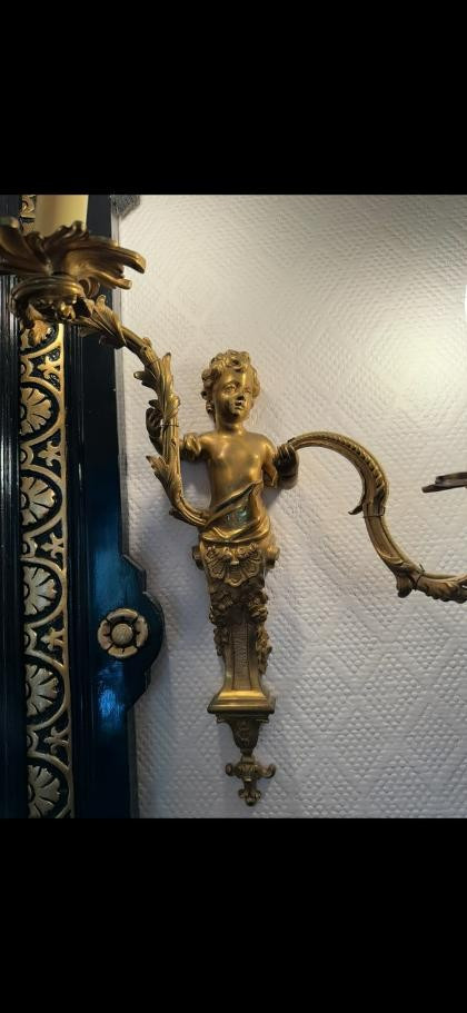 PAIR OF WALL SCONCES IN THE LOUIS XV STYLE