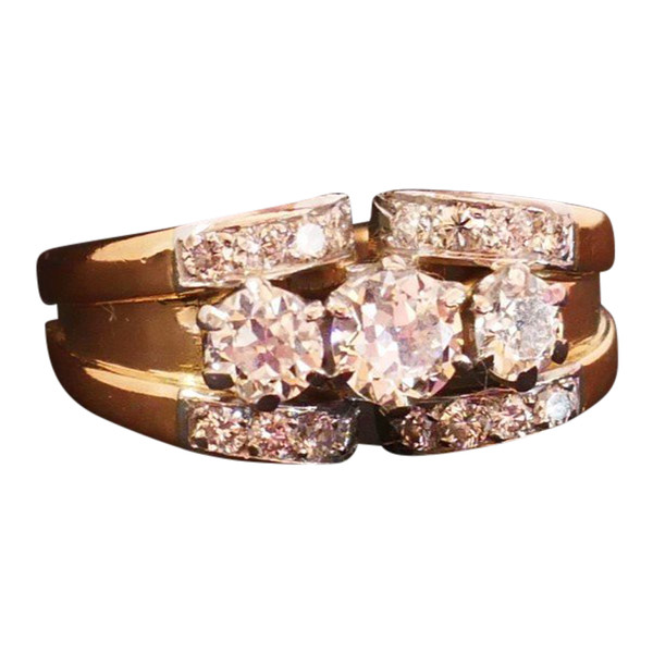 Bague Tank Ornée De Diamants, Or 18 Carats.
