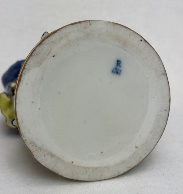 Rudolstadt - gallant scene in German porcelain.
