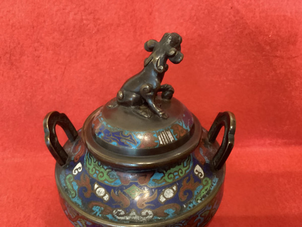 Cloisonné enamel bowl signed
