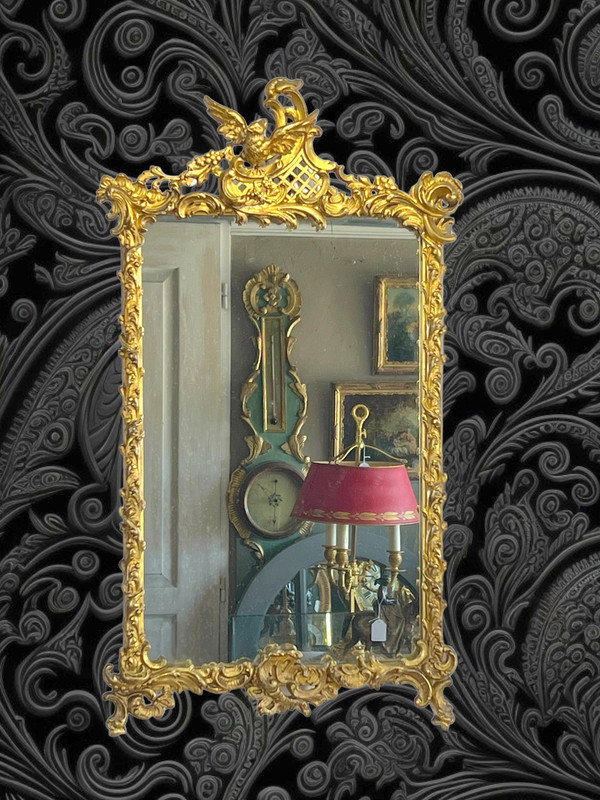 SPECCHIO DEL XIX SECOLO IN LEGNO E STUCCO DORATO IN STILE LOUIS XV ( FRONTIERA CON UCCELLO )