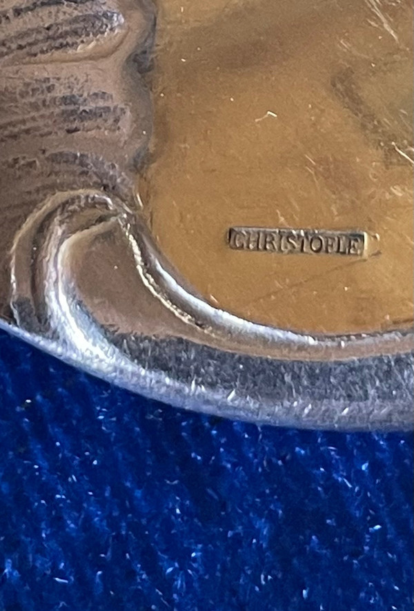 2 Christofle serving pieces.