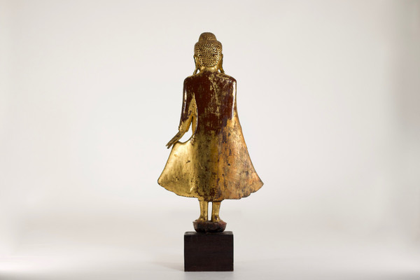 Bouddha debout Birmanie, Mandalay.