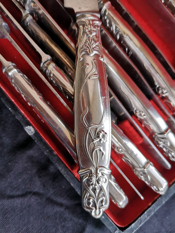 12 couteaux de table art nouveau