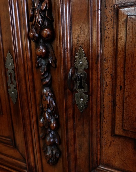 Buffet deux corps diminutif, Renaissance – XVIIe