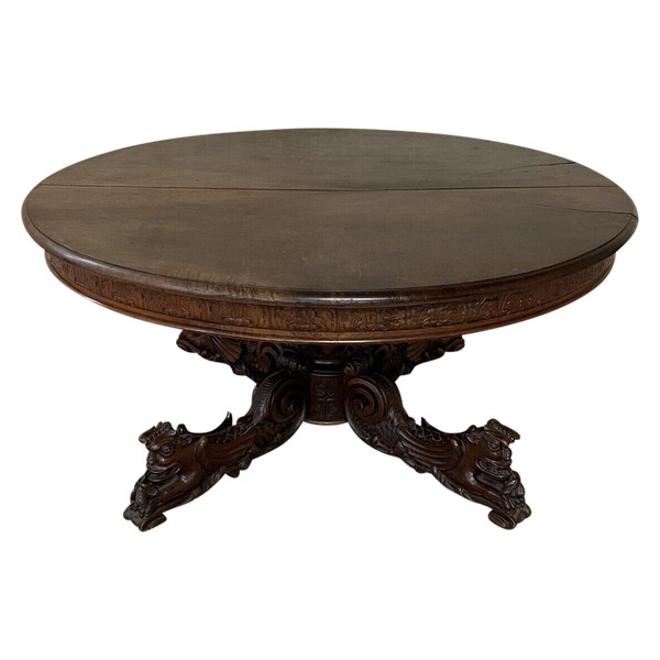 table guéridon a allonges style Renaissance d'un pavillon de chasse en noyer massif  ( 504 cm )