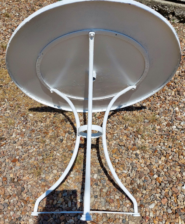table ou géridon pour jardin en fer forgé 3 pieds début 1900