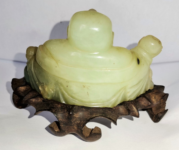 Statuette Bouddha souriant jade vert Chine vers 1930