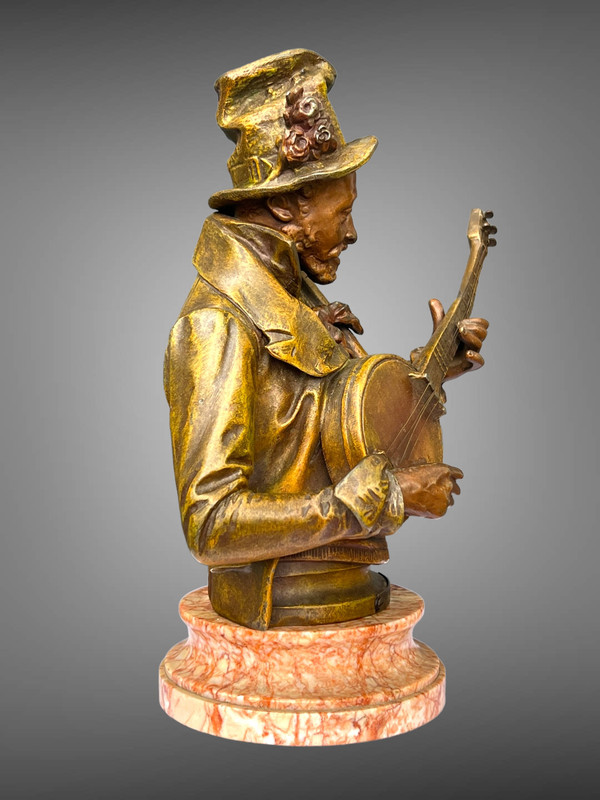PIETRO CALVI 1833 - 1884 "IL MENESTRELLO" UOMO CHE SUONA IL BANJO IN GRES PATINATO