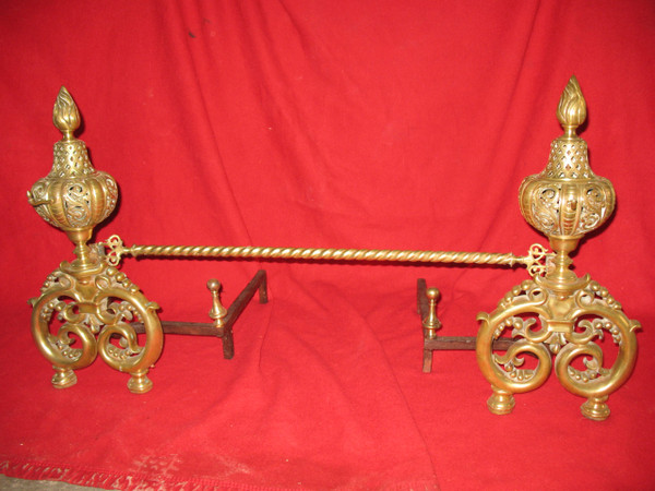 Paire de chenets landiers en bronze et fer forgé complets époque 19ème style Renaissance