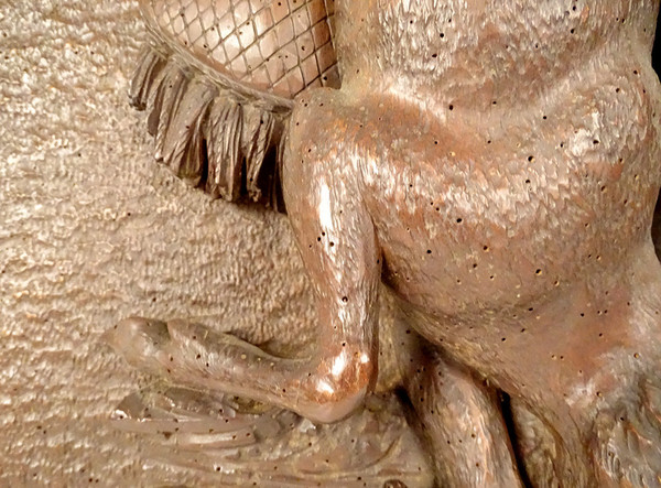 Trofeo di caccia della Foresta Nera Scultura in legno intagliato Pernice di camoscio XIX secolo