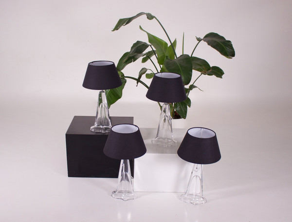 Floor lamps in transparent half crystal.