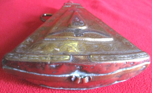 Ancienne gourde à poudre ou poire origine Berbère travail Oriental Artisanal début XXème