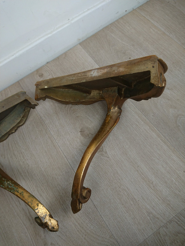 Coppia di consolle da parete dorate in stile veneziano