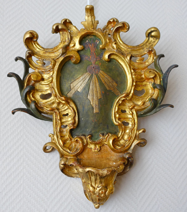 Carved wooden stoup, gilded with gold leaf and silvered, Louis XV period - 18th century