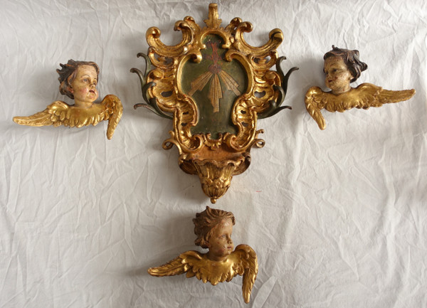 Carved wooden stoup, gilded with gold leaf and silvered, Louis XV period - 18th century