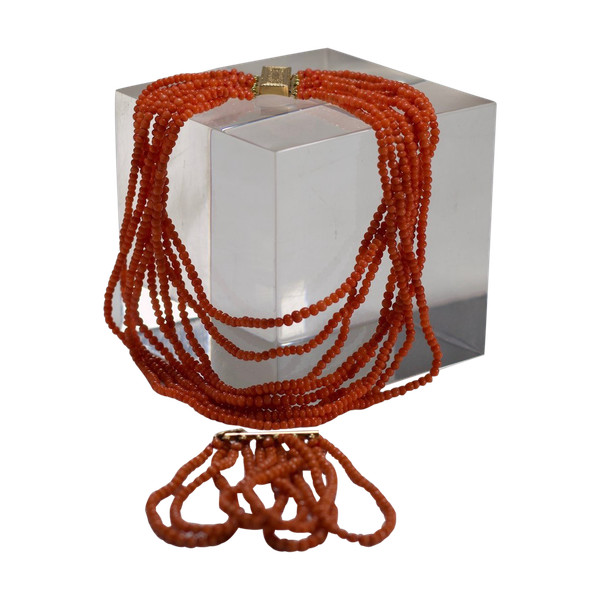Collana Girocollo E Suo Bracciale In Corallo E Oro Giallo