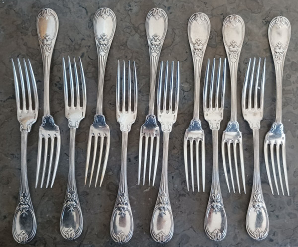 Christofle, modèle Trianon - coffret de 12 cuillers et fourchettes de table - métal argenté