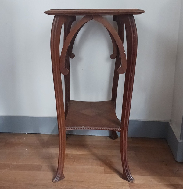 Art Nouveau work - walnut saddle table with spacer - circa 1900
