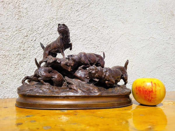 Incendio doloso, Cani da caccia Terrier, Bronzo firmato, XIX secolo
