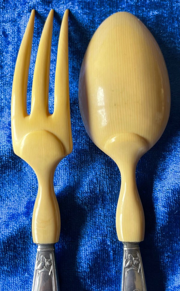 Couvet à salade.