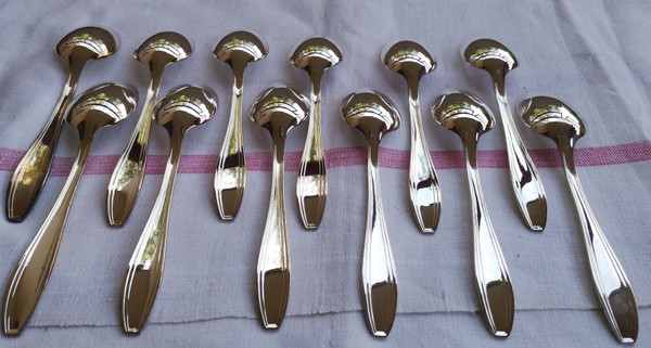 12  couverts à entremets en métal argenté orfèvrerie Alfénide