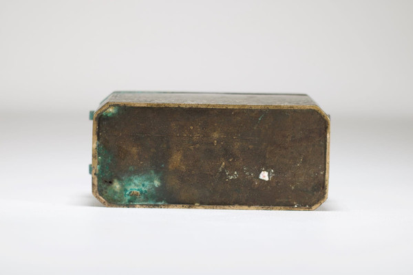Betel nut and lime box, Mindanao.